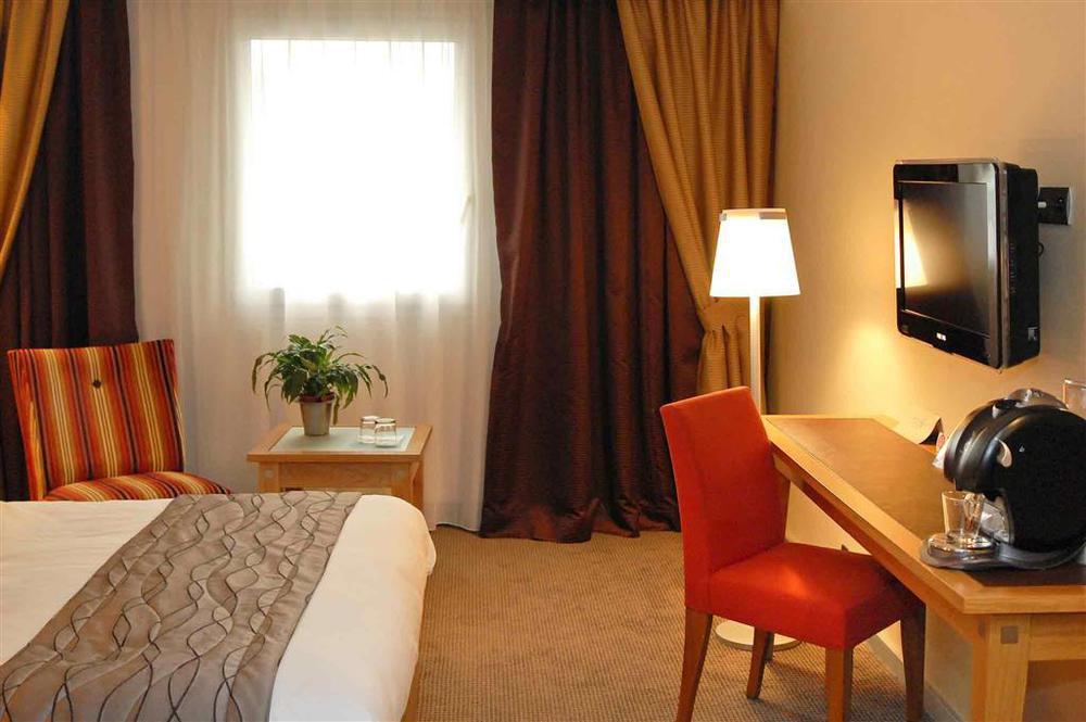 Mercure Centre Port De Plaisance Caen